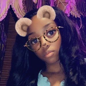 Meet your Posher, Tavia